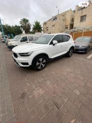 וולוו XC40 T3 Momentum Leather אוט' 1.5 (163 כ''ס) בנזין 2020 למכירה באלעד