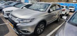 מיצובישי אאוטלנדר Instyle אוט' 7 מק' 2.0 (150 כ"ס) בנזין 2019 למכיר