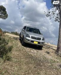 טויוטה לנד קרוזר ארוך 4X4 STD אוט' דיזל 8 מק' 3.0 (166 כ''ס) דיזל 2