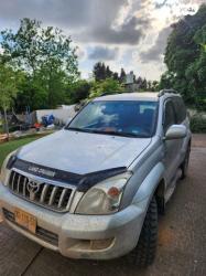 טויוטה לנד קרוזר קצר 4X4 STD אוט' דיזל 3.0 (173 כ''ס) דיזל 2004 למכ