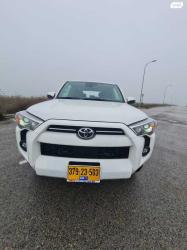 טויוטה 4Runner 4X4 SR5 אוט' 7 מק' 4.0 (270 כ"ס) בנזין 2023 למכירה במפעל