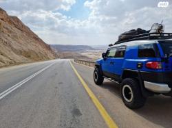 טויוטה FJ קרוזר 4X4 אוט' 4.0 (260 כ''ס) בנזין 2008 למכירה בפתח תקו