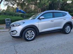 יונדאי טוסון Panoramic אוט' בנזין 2.0 (155 כ"ס) בנזין 2018 למכירה ב