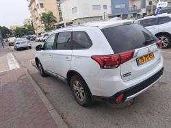 מיצובישי אאוטלנדר Instyle אוט' 7 מק' 2.0 (150 כ"ס) בנזין 2017 למכיר