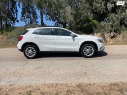 מרצדס GLA GLA200 Style אוט' 1.6 (156 כ"ס) בנזין 2016 למכירה בראשון לצי
