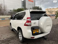 טויוטה לנד קרוזר קצר 4X4 Select SR אוט' דיזל 3.0 (190 כ''ס) דיזל 2014 