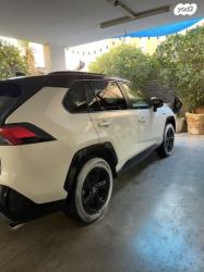 טויוטה RAV4 הייבריד E-motion Sky הייבריד אוט' 2.5 (178 כ''ס) בנזין 201