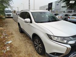 מיצובישי אאוטלנדר Instyle אוט' 7 מק' 2.0 (150 כ"ס) בנזין 2019 למכיר