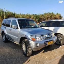 מיצובישי פג'רו ארוך 4X4 GLX אוט' דיזל 7 מק' 3.2 (160 כ''ס) דיזל 2006 