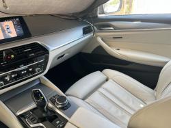 ב.מ.וו סדרה 5 530E IPer M-Sport הייבריד אוט' 2.0 (184 כ''ס) ק'-6 היברידי