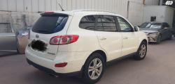 יונדאי סנטה פה 4X4 Luxury אוט' דיזל 7 מק' 2.2 (197 כ''ס) דיזל 2010 למכ