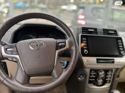 טויוטה לנד קרוזר ארוך Sahara אוט' 7 מק' דיזל 5 דל' 2.8 (204 כ"ס) די