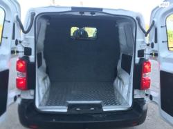 טויוטה פרואייס Medium אוט' דיזל 3 מק' 4 דל' 2.0 (177 כ"ס) דיזל 2021 ל