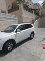 מיצובישי אאוטלנדר 4X4 Supreme אוט' 7 מק' 2.0 (150 כ"ס) בנזין 2015 למכ