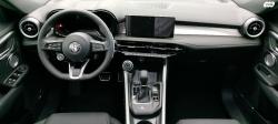 אלפא רומיאו טונלה 4X2 Veloce אוט' 1.5 (160 כ''ס) בנזין 2023 למכירה ב