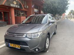 מיצובישי אאוטלנדר Instyle אוט' 5 מק' 2.0 (150 כ"ס) בנזין 2015 למכיר