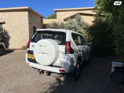 טויוטה לנד קרוזר קצר 4X4 Luxury SWB אוט' 3 דלתות דיזל 2.8 (204 כ''ס) 