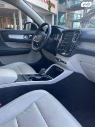 וולוו XC40 T4 Momentum אוט' 2.0 (190 כ''ס) בנזין 2019 למכירה ברעננה