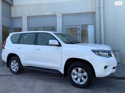 טויוטה לנד קרוזר ארוך Select אוט' 7 מק' דיזל 5 דל' 2.8 (204 כ"ס) די