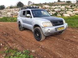 מיצובישי פג'רו ארוך 4X4 GLS אוט' דיזל 7 מק' 3.2 (160 כ''ס) דיזל 2005 