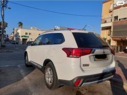 מיצובישי אאוטלנדר Intense אוט' 5 מק' 2.0 (150 כ"ס) בנזין 2015 למכיר