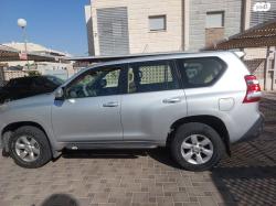 טויוטה לנד קרוזר ארוך 4X4 Select AC אוט' דיזל 7 מק' 3.0 (190 כ''ס) די