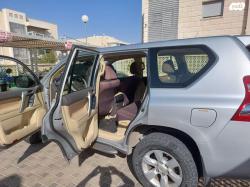 טויוטה לנד קרוזר ארוך 4X4 Select AC אוט' דיזל 7 מק' 3.0 (190 כ''ס) די