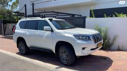טויוטה לנד קרוזר ארוך 4X4 Limited Sahara אוט' דיזל 7 מק' 2.8 (177 כ''ס)