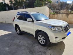 טויוטה לנד קרוזר קצר 4X4 Luxury SWB אוט' 3 דלתות דיזל 2.8 (204 כ''ס) 