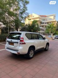 טויוטה לנד קרוזר ארוך 4X4 Select AC אוט' דיזל 7 מק' 3.0 (190 כ''ס) די