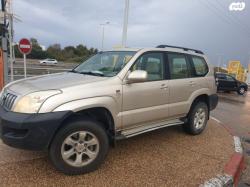 טויוטה לנד קרוזר ארוך 4X4 STD אוט' דיזל 8 מק' 3.0 (173 כ''ס) דיזל 2