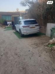 מיצובישי אאוטלנדר Premium אוט' 7 מק' 2.5 (181 כ"ס) בנזין 2022 למכיר