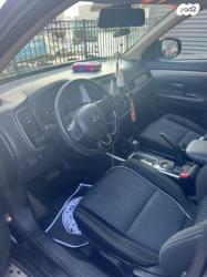 מיצובישי אאוטלנדר Intense אוט' 7 מק' 2.0 (150 כ"ס) בנזין 2017 למכיר