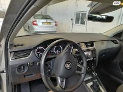 סקודה אוקטביה Ambition אוט' 1.5 (150 כ''ס) בנזין 2019 למכירה ב