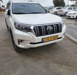 טויוטה לנד קרוזר ארוך Sahara אוט' 7 מק' דיזל 5 דל' 2.8 (204 כ"ס) די