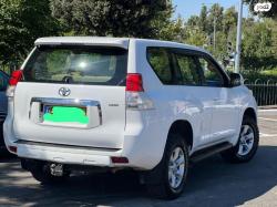 טויוטה לנד קרוזר ארוך 4X4 Luxury 60th אוט' דיזל 7 מק' 3.0 (190 כ''ס) ד