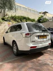 מיצובישי אאוטלנדר Instyle אוט' 5 מק' 2.0 (150 כ"ס) בנזין 2014 למכיר