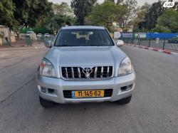 טויוטה לנד קרוזר ארוך 4X4 STD אוט' דיזל 8 מק' 3.0 (166 כ''ס) דיזל 2