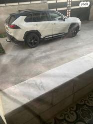 טויוטה RAV4 הייבריד E-motion Sky הייבריד אוט' 2.5 (178 כ''ס) בנזין 202