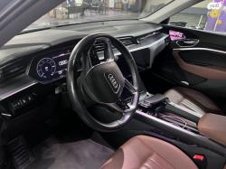 אאודי E-tron 4X4 Advanced Premium אוט' חשמלי (408 כ''ס) חשמלי 2019 למכירה 