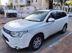 מיצובישי אאוטלנדר Instyle אוט' 5 מק' 2.0 (150 כ"ס) בנזין 2013 למכיר