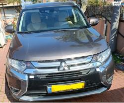 מיצובישי אאוטלנדר Instyle אוט' 7 מק' 2.0 (150 כ"ס) בנזין 2018 למכיר