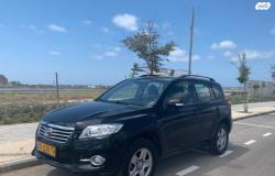 טויוטה RAV4 ארוך 4X4 GLI אוט' 2.0 (158 כ''ס) בנזין 2011 למכירה בנצרת 