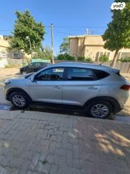 יונדאי טוסון Premium אוט' בנזין 2.0 (155 כ"ס) בנזין 2017 למכירה בב
