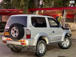 טויוטה לנד קרוזר פרדו קצר 4X4 STD אוט' דיזל 3.0 (125 כ''ס) דיזל 19