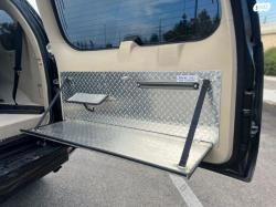 טויוטה לנד קרוזר ארוך 4X4 TS אוט' דיזל 5 מק' 3.0 (173 כ''ס) דיזל 20