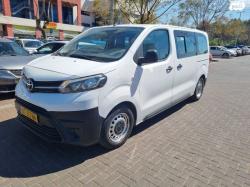 טויוטה פרואייס Medium אוט' דיזל 3 מק' 4 דל' 2.0 (177 כ"ס) דיזל 2017 ל