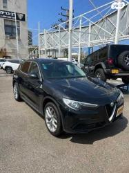 אלפא רומיאו סטלויו 4X4 First Edition אוט' 2.0 (280 כ''ס) בנזין 2018 למכ
