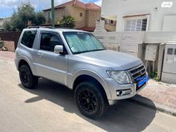 מיצובישי פג'רו קצר 4X4 Dakar אוט' דיזל 5 מק' 3.2 (190 כ''ס) דיזל 2017 