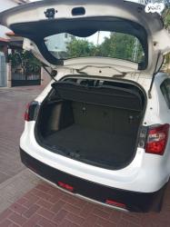 סוזוקי SX4 קרוסאובר GLX אוט' 1.6 (118 כ''ס) בנזין 2014 למכירה בפרד